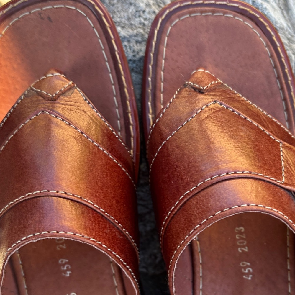 Brown Sandals for Men - Picture 5 of 7